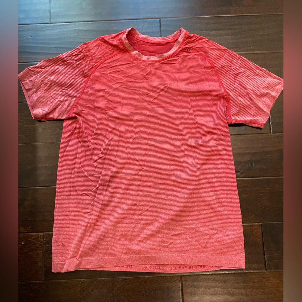 Lululemon Metal Vent Tech Short Sleeve (Men’s size L)